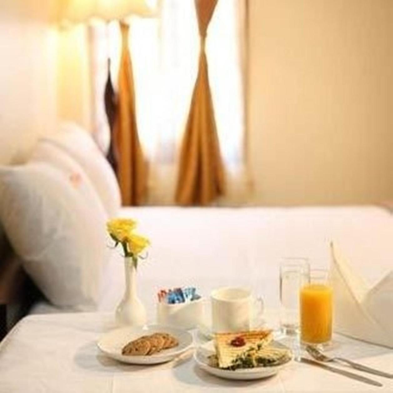 Meenakshi'S Sunshine Hotel Maduráj Kültér fotó